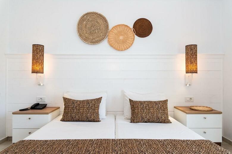 Hotel Sirocco