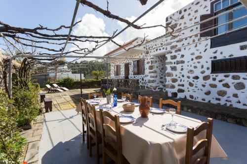 Finca Villa Rosal�a