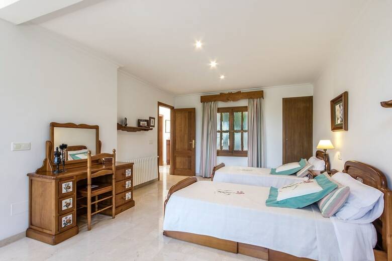 Gual House With Private Pool