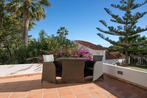 Balcon Al Mar 6 Pax