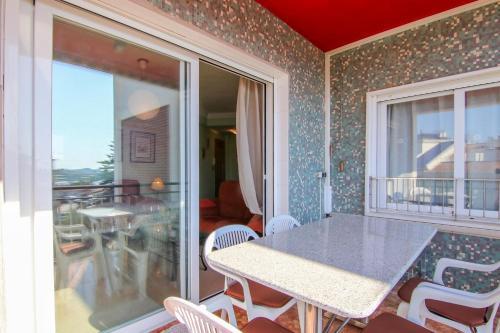 Beach Apartment @monada
