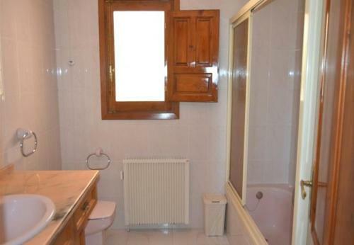 Jesus Pobre Chalet Sleeps 8 Pool