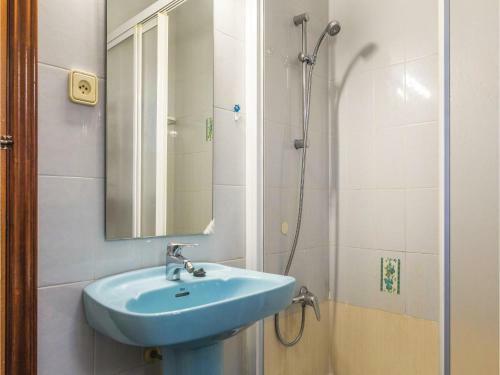 Three-bedroom Holiday Home In Ametlla De Mar