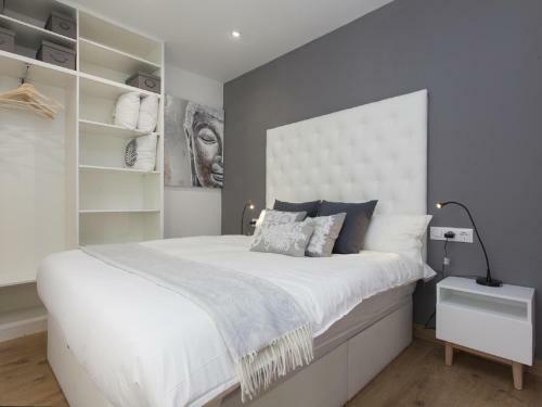 Fira Vintage Apartment