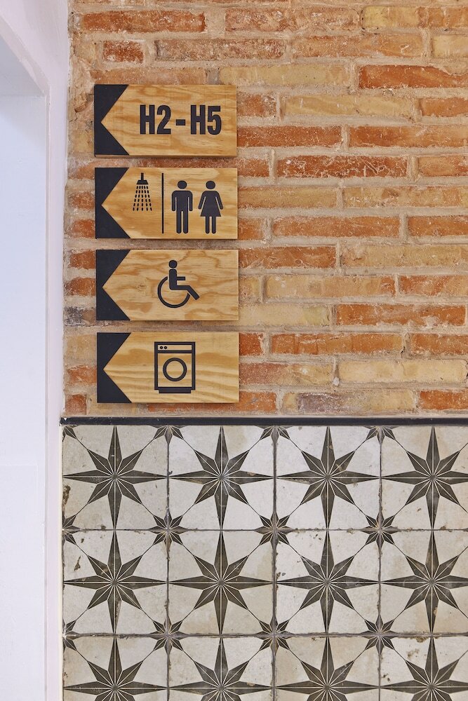 Albergue Hola Hostal Collblanc