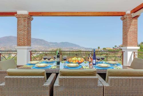 Villa Farrah