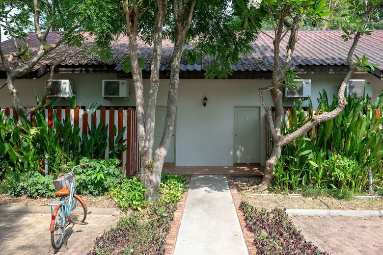 Hotel Comsaed River Kwai Resort