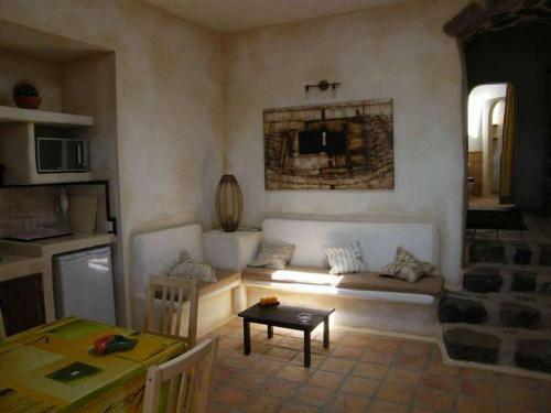 Las Brenas Villa Sleeps 2 Pool Wifi