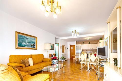 Apartment Calle Nicol�s Est�vanez