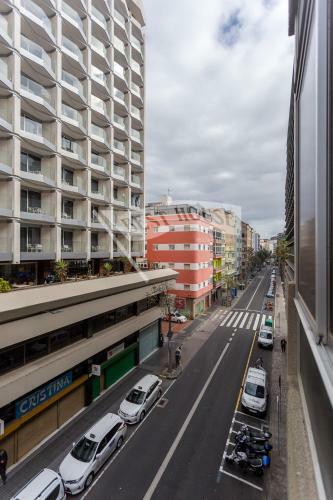 Central Apartment Near Beach And Port
