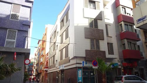 Pineda Apartments