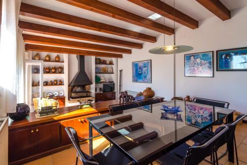 Lloret De Mar Villa Sleeps 9 Pool