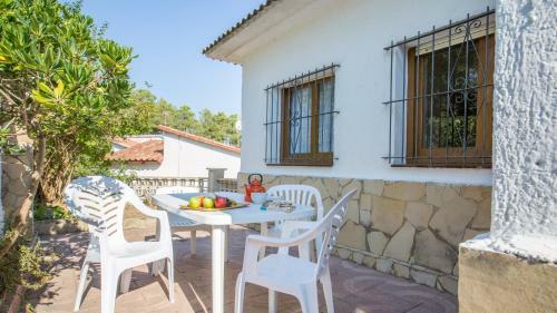 Lloret De Mar Villa Sleeps 7