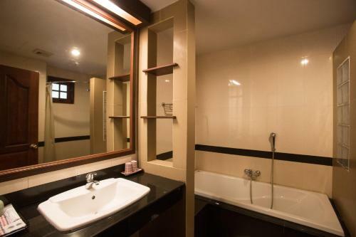 Hotel Lanta Resort
