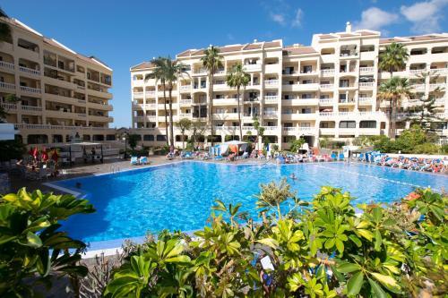 Apartamento Large Terrace And Heated Swimming Pool