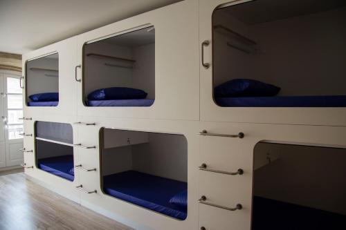 Hostel Cross
