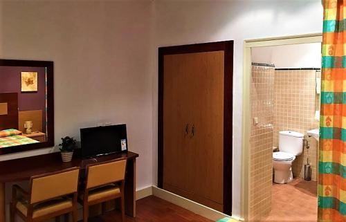 Hotel La Fonda Dels Pirineus