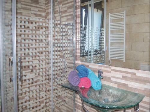Four-bedroom Holiday Home In Macanet De La Selva