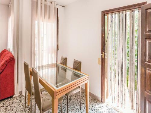 Seven-bedroom Holiday Home In Macanet de La Selva