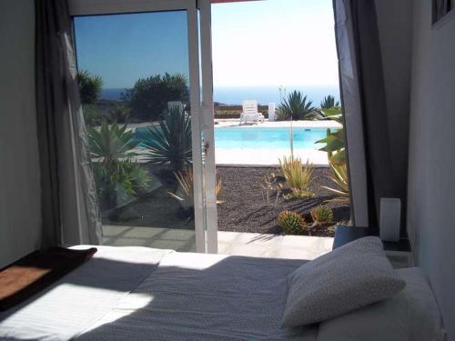 Macher Villa Sleeps 4 Pool Wifi