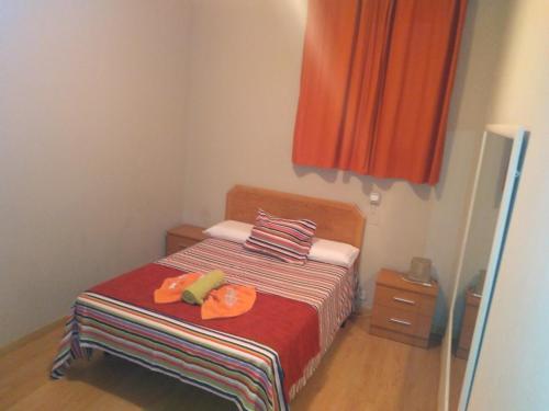 Hostal Village Rooms Multicolor