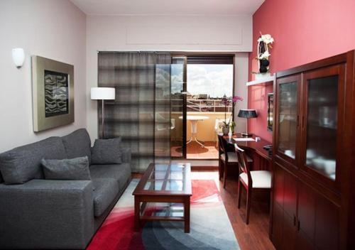 Apartamentos Madrid Plaza