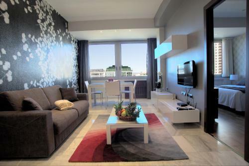 Apartamentos Madrid Plaza
