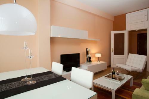 Apartamentos Madrid Plaza