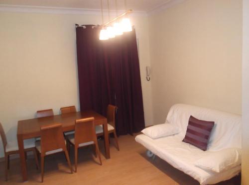 Campomanes Apartaments