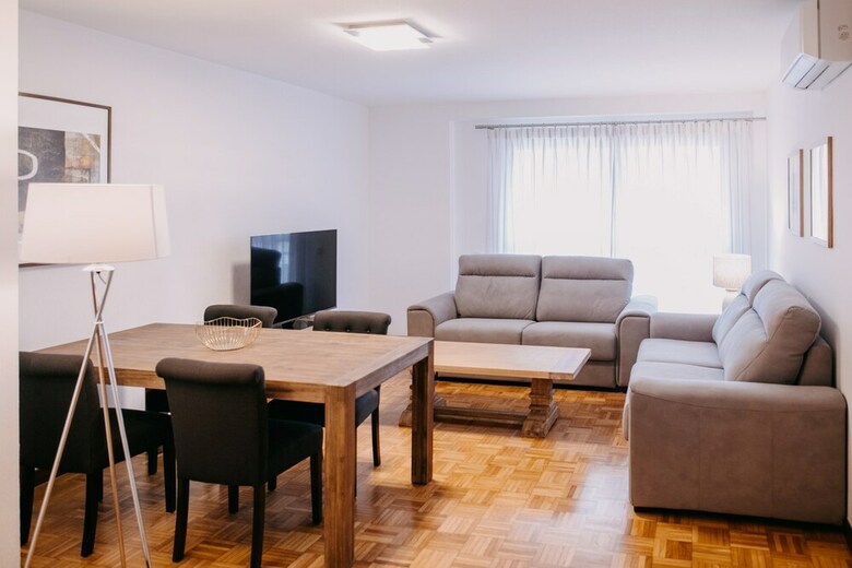 Apartamento Puente de La Esperanza City Center