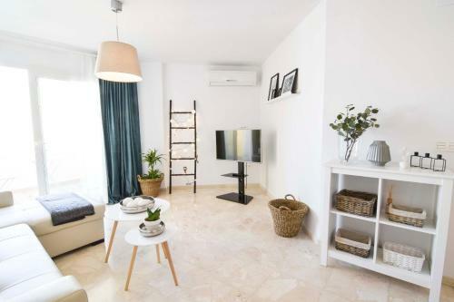 Apartamento Letmalaga Pompidou Beach