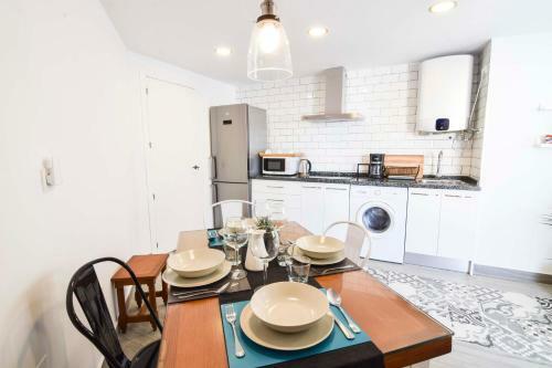 Apartamento Letmalaga Pompidou Beach