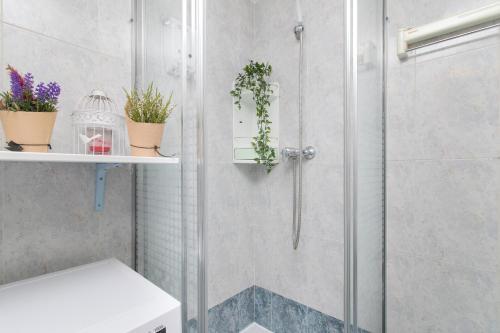 Apartamento Stylish 2 Bedrooms Menita