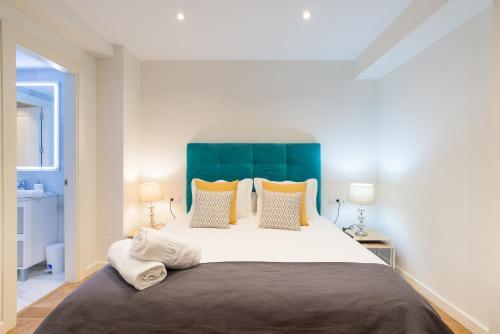Urbe10 Premium Sanchez Pastor 1 Bedroom Apartment