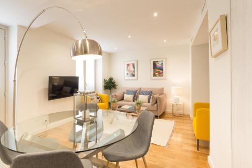Urbe10 Premium Sanchez Pastor 1 Bedroom Apartment
