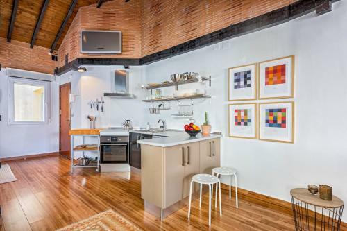 One-bedroom Apartment With Terrace Tina