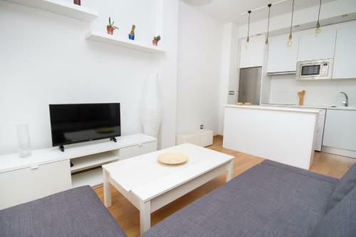 Beautiful Cosy One-bedroom Apartment Refino