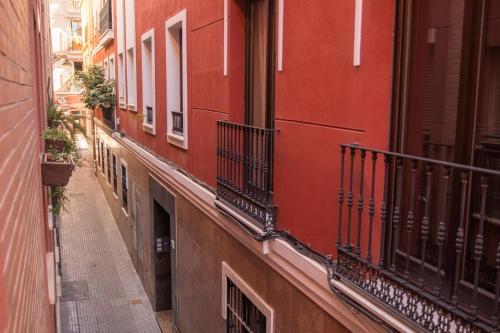 Central 2 Bedrooms Apartment