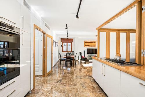 Two-bedroom Apartment Mary