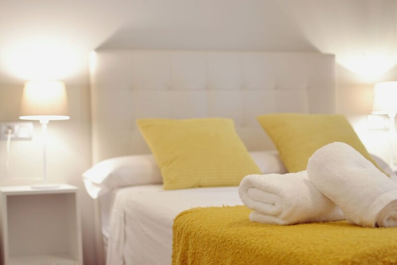 Apartamentos Plaza Del Obispo