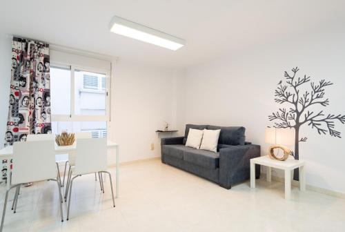 Plaza De Las Flores 1 Bedroom Apartment