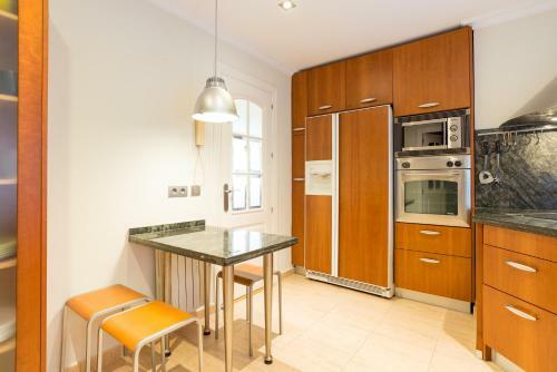 Urbe10 Alameda De Col�n Premium 2 Bedrooms Apartment