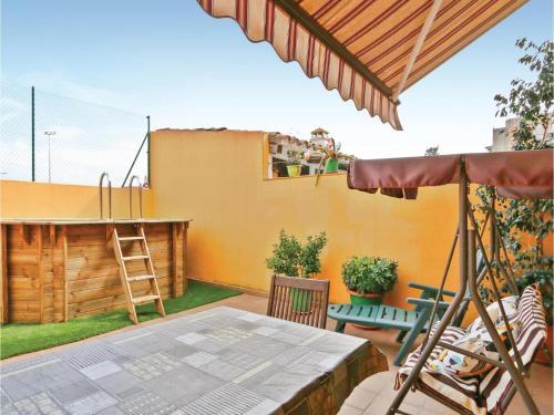 Five-bedroom Holiday Home In Malgrat De Mar