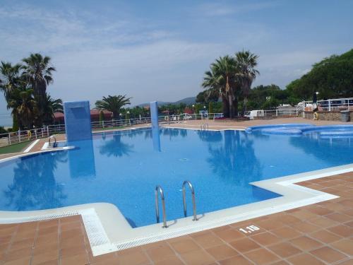 Camping Sunissim El Pla De Mar By Locatour