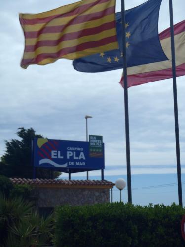 Camping Sunissim El Pla De Mar By Locatour