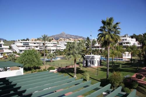 Bonito Apartamento En Nueva Andalucia
