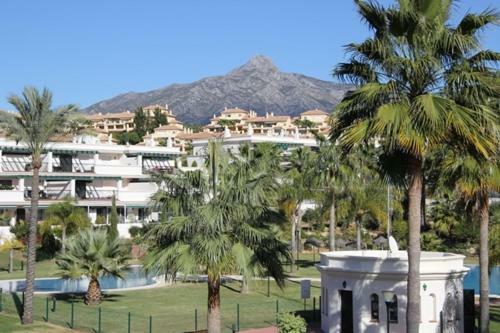Bonito Apartamento En Nueva Andalucia