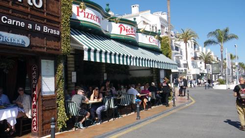 Apartamento Puerto Banus La Maestarnza