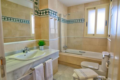 Apartamento Colourlife Golf @edificio Fuente Aloha