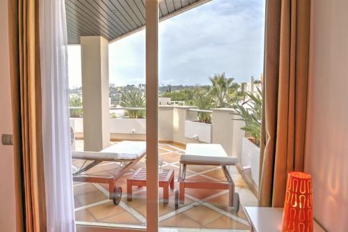 Apartamento Colourlife Golf @edificio Fuente Aloha